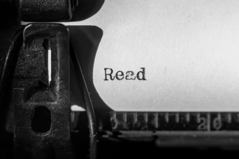 noir antique typewriter word read.